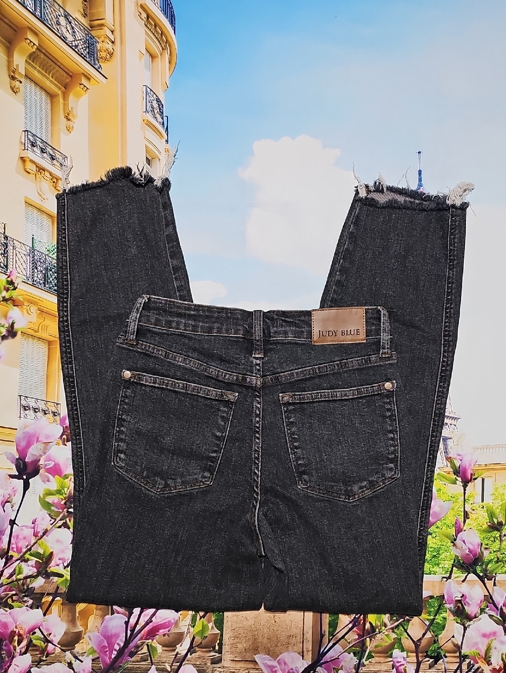 Judy Blue Black Distressed Slim Fit Raw Hem Jeans Size 3/26 - Picture 6 of 6